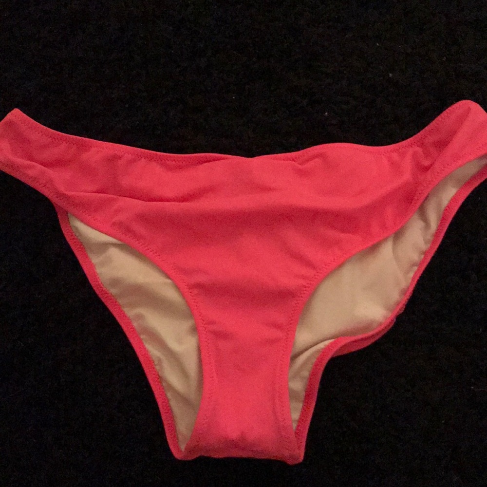 VS PINK